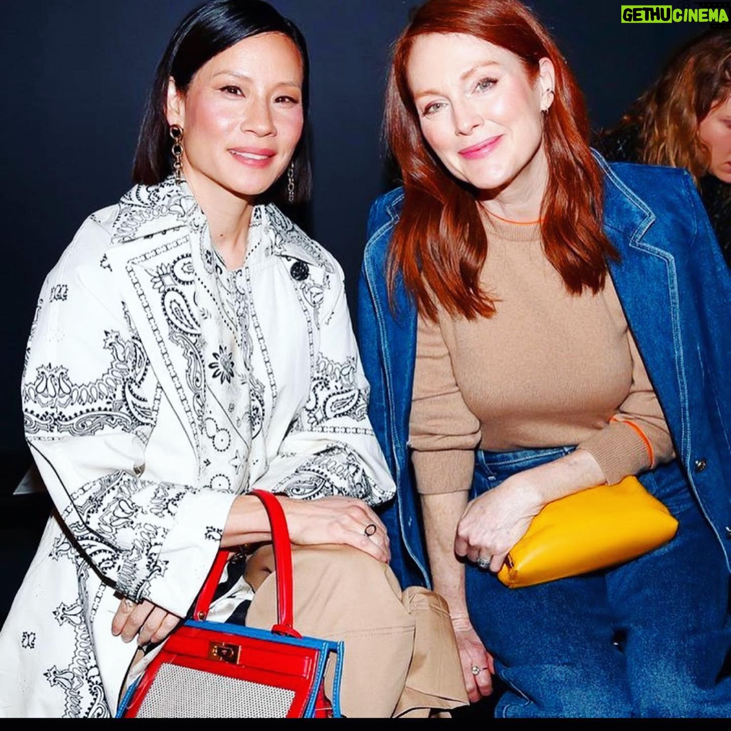 Lucy Liu Instagram - Always female & fashion forward in every way! Inspired and so proud of @toryburch Super elegant & chic!! #ToryBurchFW20 🌟🌸 Glamsquad gratitude - always slaying @rebeccarestrepo @_marcosantini1 @_leeharris_