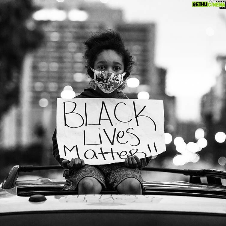 Lucy Liu Instagram - Black Lives Matter. “Chink, Jap, Kori, Gook, Slant, Halfbreed, Banana, Dragon-lady, Geisha, Kung Flu spreader”…I have dealt with these slurs all my life. My career has not been immune to them. The Black Lives Matter movement not only shines a light on systemic racism but it also exposes the US caste system of the haves and the have nots. The murder of yet another black life caught on video - in addition to individuals sheltering in place - created the perfect storm for BLM to make real strides forward towards change. We march together.