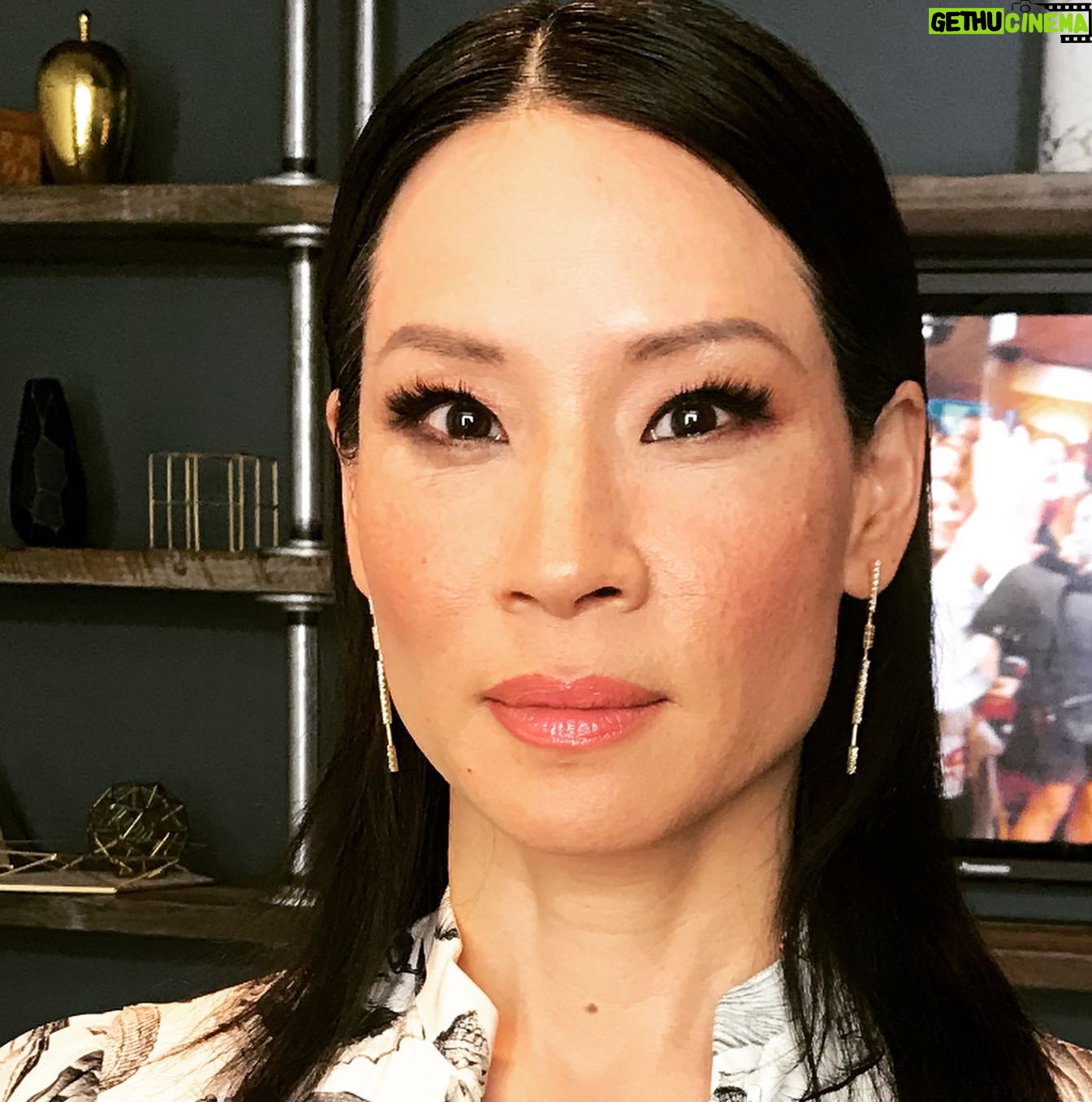 Lucy Liu Instagram - Fantastic glam! MakeUp swag bag @narsissist @lenakoro Hair @_marcosantini1