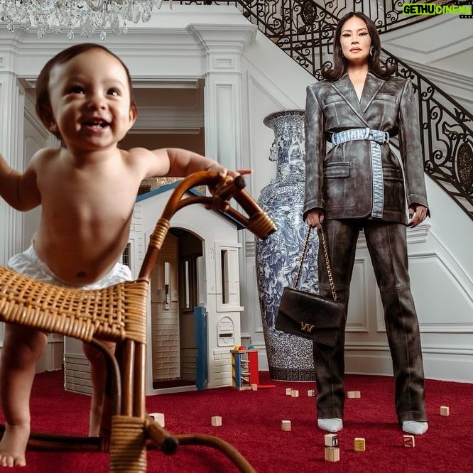 Lucy Liu Instagram - I love it when you Save the Drama for your Mama Cherished working with @alexanderwangny on this campaign celebrating power and excellence. Photography @hejishin Set Design @thomaspetherick Make Up @yumilee_mua Nails @nailsbymei Hair @_marcosantini1 @tsukihair