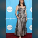 Lucy Liu Instagram - I’ve been a @unicefusa ambassador for almost 2 decades! What a thrill to celebrate their 75th last night and to have met one of my absolute hero’s Danny Glover!!! 🥰 Thank you to these gorgeous designers for making me so fancy tonight! 🙏 Dress: @naeemkhan Shoe: @jimmychoo Jewelry: @cicada_jewelry @ananyafinejewelry