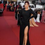 Lufy Instagram - Throwback Cannes Festival with my Instagram fam 🫶🏻 photo 1 ou 2? #cannesfilmfestival #cannesfestival #cannes2022