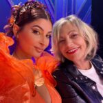 Lufy Instagram - call her… THE SUN 🧡 vous avez déjà essayé de vous dessiner un papillon sur l’œil? j’ai testé pour vous et je vous le déconseille vous allez perdre 1h30 de votre temps 🥲 Voici mon look de l’avant-dernier épisode de @dragracebelgique qui sort ce soir à 20h sur Auvio.be avec comme guest Lio, c’était un plaisir de la revoir je l’adore ! Déjà presque la fin de la saison 🥺 J’ai adoré faire ce makeup, et si vous vous posez la question, je n’ai pas utilisé de calque, je l’ai fait à main levée 🫶🏻 Je voulais un look féerique, pari relevé ? À ce soiiiir devant l’épisode les petites biches ! Make up & DA : by me Outfit : @samiabouhjar Hair : @bartelet_mel Pics : @vladvdk #dragrace #dragracebelgique #orangelook #makeuplook #orangedress