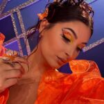 Lufy Instagram – call her… THE SUN 🧡
vous avez déjà essayé de vous dessiner un papillon sur l’œil? j’ai testé pour vous et je vous le déconseille vous allez perdre 1h30 de votre temps 🥲

Voici mon look de l’avant-dernier épisode de @dragracebelgique qui sort ce soir à 20h sur Auvio.be avec comme guest Lio, c’était un plaisir de la revoir je l’adore ! Déjà presque la fin de la saison 🥺

J’ai adoré faire ce makeup, et si vous vous posez la question, je n’ai pas utilisé de calque, je l’ai fait à main levée 🫶🏻 Je voulais un look féerique, pari relevé ?

À ce soiiiir devant l’épisode les petites biches !

Make up & DA : by me
Outfit : @samiabouhjar
Hair : @bartelet_mel
Pics : @vladvdk 
#dragrace #dragracebelgique #orangelook #makeuplook #orangedress