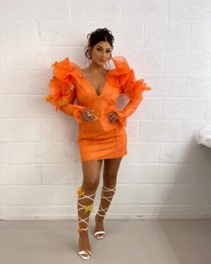 Lufy Instagram - call her… THE SUN 🧡
vous avez déjà essayé de vous dessiner un papillon sur l’œil? j’ai testé pour vous et je vous le déconseille vous allez perdre 1h30 de votre temps 🥲

Voici mon look de l’avant-dernier épisode de @dragracebelgique qui sort ce soir à 20h sur Auvio.be avec comme guest Lio, c’était un plaisir de la revoir je l’adore ! Déjà presque la fin de la saison 🥺

J’ai adoré faire ce makeup, et si vous vous posez la question, je n’ai pas utilisé de calque, je l’ai fait à main levée 🫶🏻 Je voulais un look féerique, pari relevé ?

À ce soiiiir devant l’épisode les petites biches !

Make up & DA : by me
Outfit : @samiabouhjar
Hair : @bartelet_mel
Pics : @vladvdk 
#dragrace #dragracebelgique #orangelook #makeuplook #orangedress
