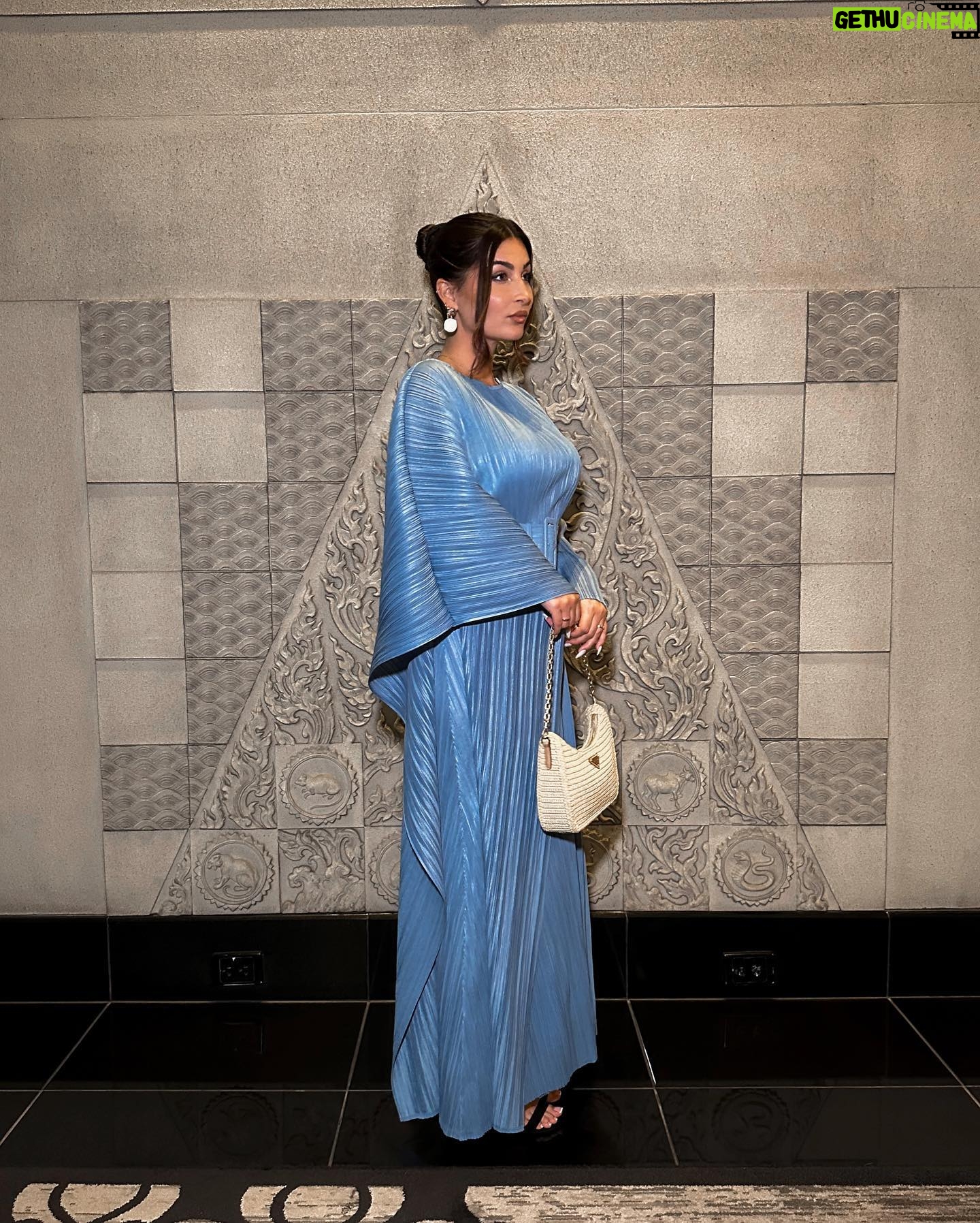 Lufy Instagram - the dresscode was blue. (sauf pour Enzo)