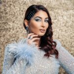 Lufy Instagram – call her… NEPTUNE ❄️
oui, j’ai collé ces strass un à un si vous vous posez la question mdr
Après plusieurs look assez extravagant, je voulais un look classy et glam eeeeet je l’aime trop 🫶🏻 vous aimez ?

L’épisode 6 de @dragracebelgique c’est mon épisode préféré et le plus émouvant comme vous pouvez le voir en slidant 🥺
c’est ce soir à 21h sur Tipik !

makeup : by me
outfit : @nadinemerabi
#bluemakeup #makeuplook #nadinemerabi #blueoutfit #outfitinspo #ootd