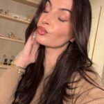Lufy Instagram – je peux pas m’empêcher de tout faire moi-même 😬🥹 c’est quoi votre changement capillaire du moment?
#hair #changementcapillaire #cheveux #transformation #dyi