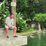 Luke Evans Instagram - Thinking about my friends in Taiwan today. Hoping you’re all ok x #taiwan #taipei