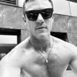 Luke Evans Instagram - #humpday #pooltime
