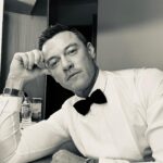 Luke Evans Instagram - Black and white, in black and white… #saturdayworkday