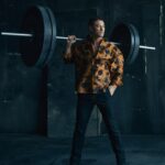 Luke Evans Instagram - So...What defines a "gentleman” today? 在這個時代，一位紳士的定義是什麼？ Luke Evans指著腿上的梵文LUGG刺青，向我們說起了它的淵源；這個近似他名字又代表著羊的單字，讓他一秒聯想到自己的故鄉威爾斯，因為那裡「什麼沒有，羊最多！」 而新時代的紳士正是要懂的表現出獨特自我，找到最真實的自我，並且感到自在，進而把這自我活得精彩而真實，才是真正的獨特、傑出、與眾不同。 photographes_TROY WANG @troy_wa_ng text_CHRISTINE LEE @birdism1217 art & styling director_JOEY LIN @chihchianglin hair_CHAO SHEN at OVER:FACE @chiaochenet make-up_CHUAN SHIH @chuansform set design_CHIEN-JU CHIA @chiachienju production_BARRY WU @barrywu831 talent contact_KAKA LU @ling.lu131419 fashion_ @ferragamo 🔸「完整封面訪談文章，可見Harper’s BAZAAR MEN台灣版」 👉🏻追蹤 @harpersbazaar_tw 看更多名人專訪 @thereallukeevans #lukeevans #BAZAAR封面人物 #BAZAARCOVERSTAR #BAZAARMEN #FerragamoFW23