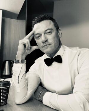 Luke Evans Instagram - Black and white, in black and white… #saturdayworkday