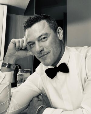 Luke Evans Instagram - Black and white, in black and white… #saturdayworkday