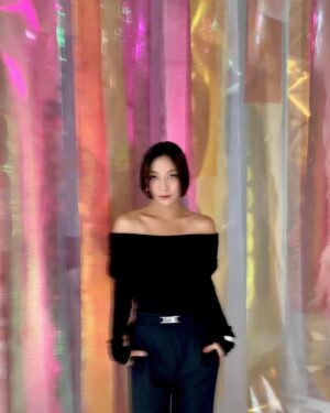 Luna Instagram - 아늑하고 품위있는 공간. 

📷 @giuklee_ 

www.syncinprocess.com @syncinprocess 

👉 서울 성동구 성수이로22길 61, 1층 뿐또블루 @puntobluseoul
