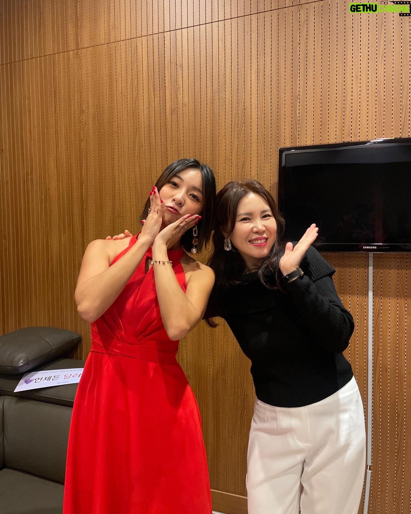 Luna - 3 Likes - ‘The Love Affair A Night Of Music’
2023.12.17 함께 해 주셔서 감사합니다❤️❤️❤️
잊지않을게요❤️❤️❤️
With
@ju_jusong
@bohyungkim
@ksw_official_