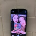 Luna Instagram - 사랑해 내 반쪽 @qwerwls95 🌹 정말 오랜만에 함께 뮤지컬 데이뚜 아푸디말구 오래오래 건강하게 노래하자 울 언니 화이띠이잉💖💖💖