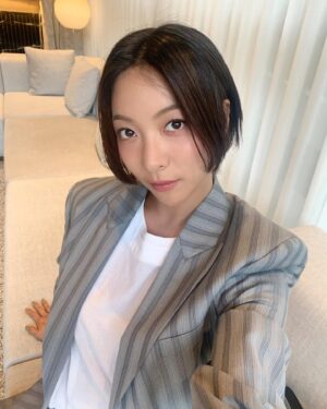Luna Instagram - 나의 내면의 자원을 만들어 가는중🎀