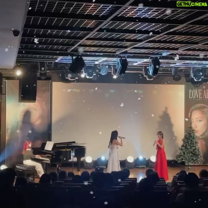 Luna - 3 Likes - ‘The Love Affair A Night Of Music’
2023.12.17 함께 해 주셔서 감사합니다❤️❤️❤️
잊지않을게요❤️❤️❤️
With
@ju_jusong
@bohyungkim
@ksw_official_
