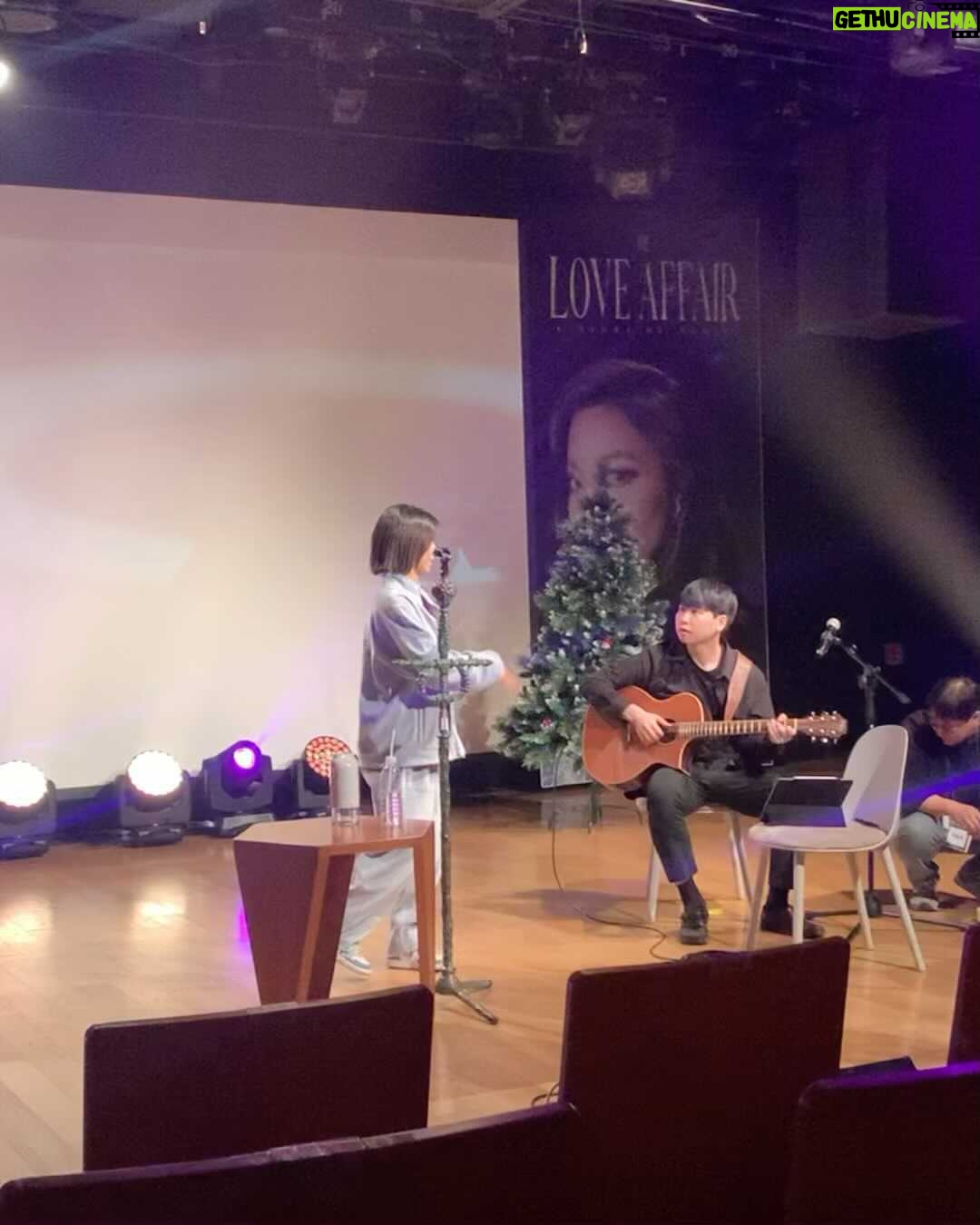 Luna - 3 Likes - ‘The Love Affair A Night Of Music’
2023.12.17 함께 해 주셔서 감사합니다❤️❤️❤️
잊지않을게요❤️❤️❤️
With
@ju_jusong
@bohyungkim
@ksw_official_