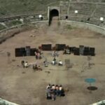 Luna Blaise Instagram - Pink Floyd: Live at Pompeii 1972 vibrational cosmic sounds of ambient psychedelia 🏰🧊🎐🛰️💫🌖☄️🥁 The hypnotic beauty of this performance will forever be irresistibly alluring Xxx Musical heaven🪽
