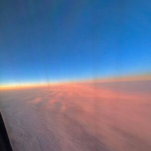 Luna Blaise Instagram - i smiled. we were under the same sky. at least

sunset while flying over the North Atlantic