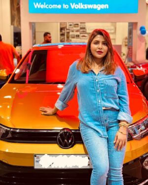 Luviena Lodh Instagram - New love, VW in the house!

Which idol shld I put in the car