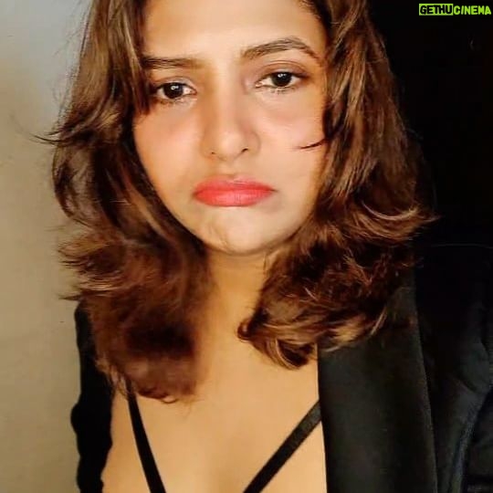 Luviena Lodh - 280 Likes - I can talk English n walk english😂
#funnyreels #comedyreelsindia #luvienalodh