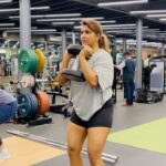 Luviena Lodh Instagram - “Success isn’t given, it’s earned. On the track, on the field, in the gym. With blood, sweat, and the occasional tear.” #gymreels