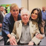 Luz Elena González Instagram - Gracias Dios por darme la fortuna de poner en el camino de mi vida a dos personas que la han transformado!!! @canelavill que mas que una amiga eres una madre para mi. Nunca me sueltas de la mano y estás al pendiente de todo lo que me pasa y de cómo estoy. Eres una gran maestra de vida pero sobre todo puro amor ♥️ te amoooooo con todo mi corazón!!! @victorgonzalez_dr.simi te admiro y te respeto pero sobre todo te quiero! Eres un ser humano único y de quien aprendo todos los días, un gran empresario y un hombre entregado al servicio social, nuestro país es mejor gracias a todo lo que has hecho en estos años, un gran ejemplo y muy merecidos los reconocimientos y nombramientos a los que te has hecho acreedor