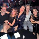 Luz Elena González Instagram - Que bonito es poder celebrar la vida de las personas que queremos!!! Pasa el tiempo y la vida nos sigue dando la oportunidad de seguir abrazándonos y compartiendo momentos inolvidables!!!!! Feliz cumpleaños mi querido @soyrodrigovidal espero que Dios te siga llenando de bendiciones y el amor, la salud y el dinero siempre estén presentes en tu VIDA ❤️🥳✨🎂🍾🎉🎁🎈te queremos @shoesignature @josejoeloficial #karlitaRuvalcaba #karlita