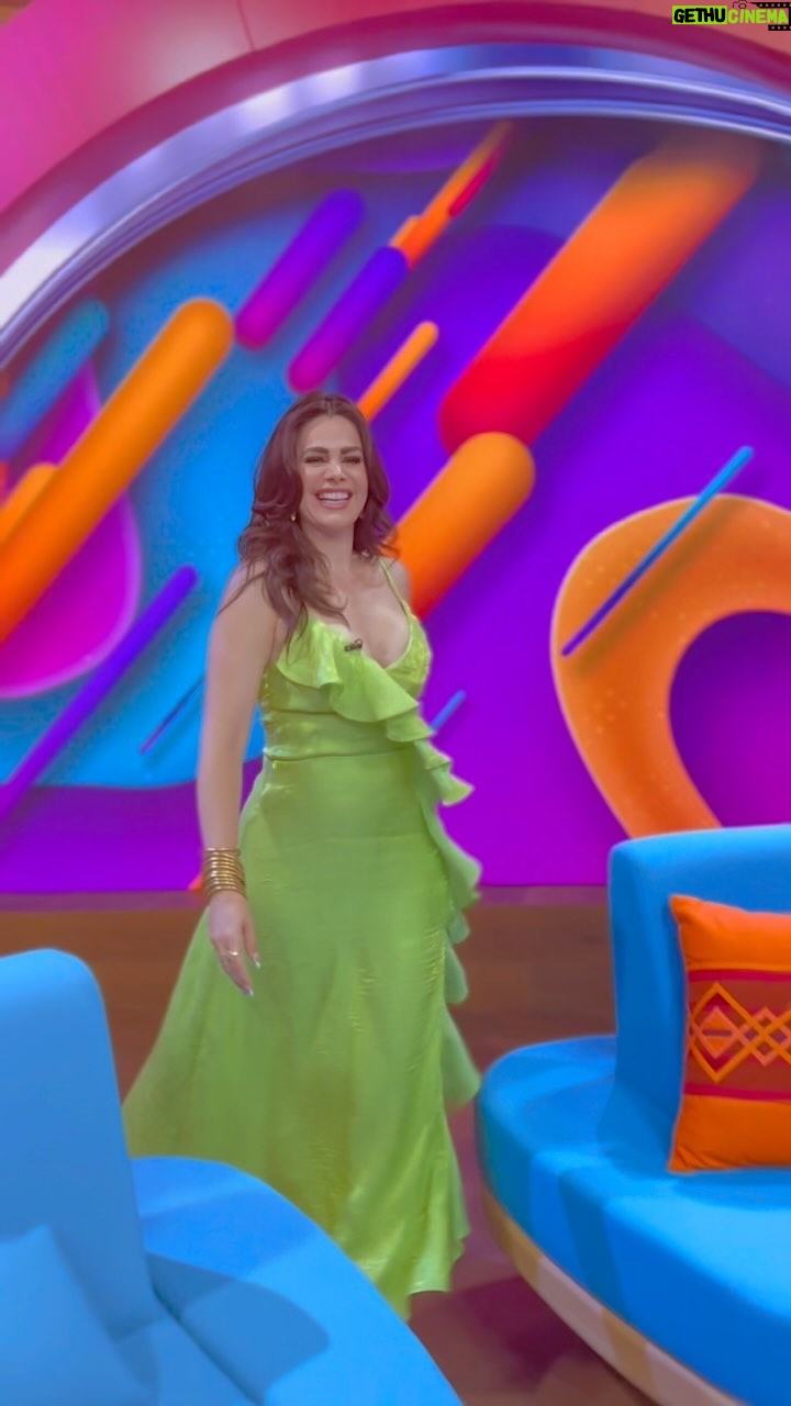 Luz Elena González Instagram - ¡Siempre hay que darle una sonrisa a la vida! @luzelenaglezz te espera mañana nuevamente a las 8:55 AM por @aztecauno. 💃🏻✨🤩 #VLA