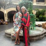 Luz Elena González Instagram - No podríamos estar más consentidos!!!!!! Estamos felices, Abu, Santi y yo disfrutándonos como nunca 💕💕💕💕 gracias DAVID😍 por todas tus atenciones❤️ gracias a @hrhrivieramaya el mejor hotel familiar 💃🏻💃🏻💃🏻💃🏻💃🏻💃🏻💃🏻 esto no hubiera sido posible sin la ayuda de mi agencia @vueleletravel que nos organizó todo por whats 😎 pero además puedes entrar a vuélele.com y organizar tus viajes de la forma más fácil y aprovechando promociones increíbles 😍😍😍😍