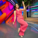 Luz Elena González Instagram - ¡Ten una noche increíble! Y recuerda que mañana tenemos una cita a las 8:55 AM en #VLA. 🤩✨💃🏻🙌🏻