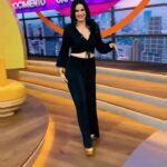 Luz Elena González Instagram – Jueves que sabe a fin de semana 💕✨🫶 con mucha actitud 💖