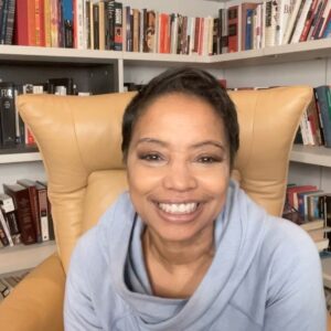 Lynn Toler Instagram - I was unhappy with my unhappiness so I made a decision to do otherwise. I put on some #makeup, did my #hair. Put on what I thought was a clean sweatshirt but alas ... 😮 Y'all have a good day. They can't catch you if you keep moving.