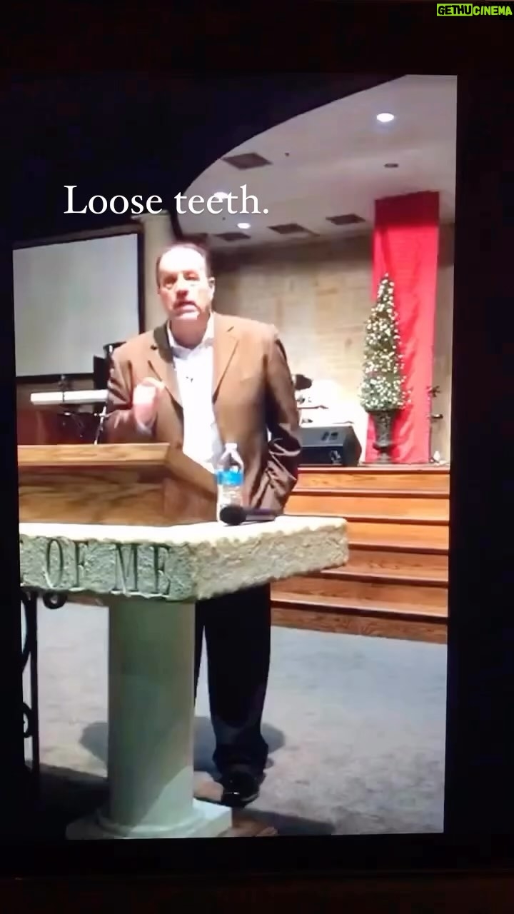 Lynn Toler Instagram - He kept it moving, no? I don’t think I could have. I’d be laughing to hard. Man, I can’t tell you how out of the woods I am this morning. I was so deep in the weeds these past few days I scared myself. Then Son5 of 6 showed me this gang documentary from the area my mother grew up in. Now I’ve bought three books on the subject and I’ve been reading. Reading! I haven’t been able to read more than an article for a year. So glad to have that back. I feel like I’ve won some kind of prize. Happy Sunday! As Duchess always said #keepcoming Shoutout @churchoflaugh