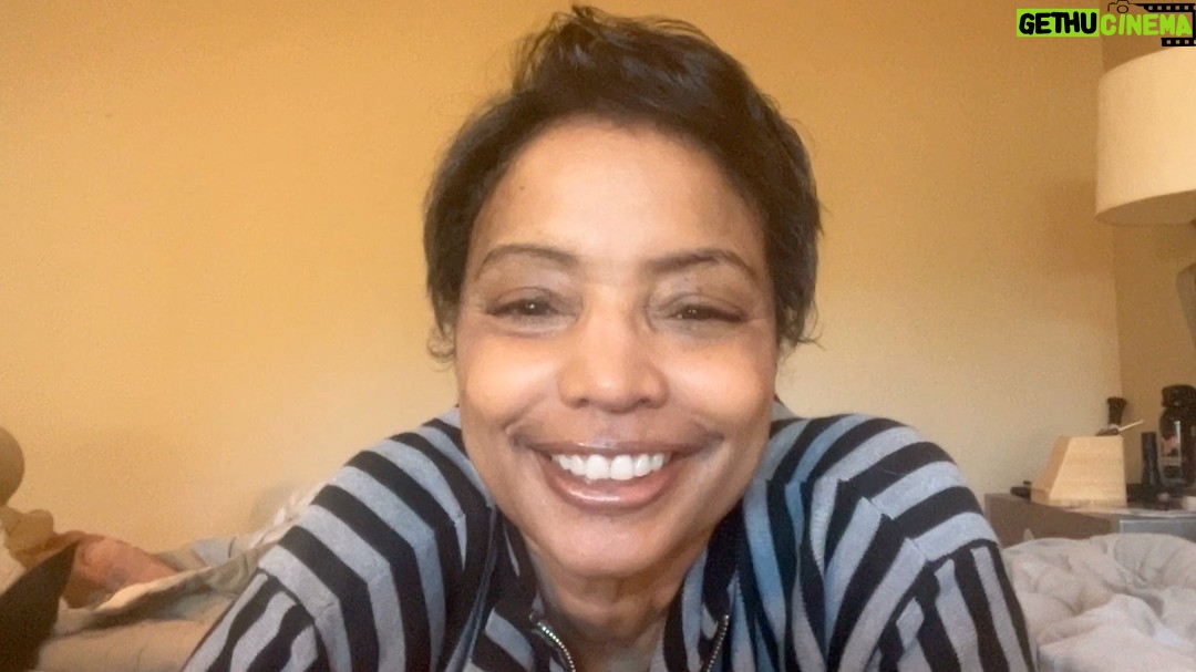 Lynn Toler - 17K Likes - #Strugglebus. Was doing something completely ridiculous when my eye met a flying object that I had failed to secure. Can't get my #hair together. I hate #shoes. HOWEVER, I love my #dog and my son feels better this morning despite my continuing efforts to feed him. I claim victory ... logical or no.