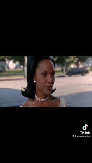 Lynn Whitfield Instagram - Ummm is this becoming a trend? Lol She said “I’m about to go Brandi on this fool”😂 PS: should “Brandi-ing” become a verb?🤔 and Lemme see your best Brandi lewks! Leave your thoughts below⬇️ video by: @remiraicelon 

#thinline #martinlawrence #lynnwhitfield #thinkinebetweenloveandhate #90s #classic #comedy