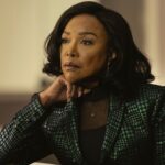 Lynn Whitfield Instagram – Pondering what to do next. 😘💗💗💗 @shothechi