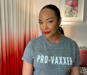 Lynn Whitfield Instagram - Instead of fixating on whether to wear masks outdoors, let’s talk about the fact that the greatest public-health issue we face is one of equity and access. This tee from @phenomenal is a collab with @higherheights4 to support grassroots mobilization efforts to ensure equitability in vaccine distribution for communities of color. Globally, Black and Brown communities that WANT the vaccine can’t get it. If you’re pro-vaxxer, pro-science, and pro-equality, join me in shifting the dialogue to what really matters.