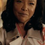 Lynn Whitfield Instagram – THE Lynn Whitfield! 👏🏾 @itsjasonweaver gives @mslynnwhitfield her flowers 💐 Catch all the tea from Episode 10 in our official after-show on #TheChi YouTube channel.