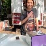 Lyubov Aksyonova Instagram - Наташа Кустова шлёт всем пламенный привет. На платформе @kion.ru уже полностью доступны все серии сериала #почка. Если посмотрели, не стесняйтесь, поделитесь в комментариях вашими впечатлениями. Кто не смотрел… че сидим, чего ждём? 👹 Я хочу выразить еще раз большую признательность всем, кто участвовал в проекте. В первую очередь, конечно же, продюсерскому составу, тем кто увидел потенциал и поверил в меня. На этой вере выросли очень крепкие взаимоотношения, которые явно перешли рабочие, но не дошли до ручки. В общем, Маша и Лиза, я официально признаюсь вам в своих чувствах. В каких, сложно сказать, будем разбираться. 💐 @rozhetskaya - это было очень круто наблюдать за тобой. И как получилось необычно и по хорошему глючно! Желаю нам ещё поработать и не раз! Какая у нас семья получилась? А? Это же что-то невероятное! А всё почему? Потому что актёры все прекрасные, очень ими горжусь и это честь - работать с такими людьми! Настоящие профессионалы. Особенно очень скучаю я по @ianinalakoba , сестре моей, роднулечке! @rozanovairina2017 , вы космическая актриса, такая удача, поработать с вами. Спасибо! @grisha__chaban - чудесный напарник, спасибо за тактичность и поиск чего-то искреннего. @filipen1917 - с тобой весело и роль получилась классная! Сейчас всё также кажется, что работа эта оказалось ожидаемо важной, поворотной. И всё это благодаря тем, кто принимал в этом проекте участие! Спасибо большое всем, кто помог и поучаствовал. Мы молодцы! В следующее воскресенье 16-го числа в районе 12:00 по Москве проведу традиционный прямой эфир. Пишите ваши вопросы в комментариях. Всех обнимаю и до встречи! ❤️