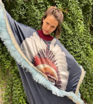 Lyubov Aksyonova Instagram - Хотелось к красивым фотографиям написать что-то умное. 
Думала полдня. 

Пожалуй, сегодня просто будут красивые фотографии.