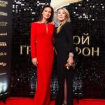 Lyubov Uspenskaya Instagram - Друзья, не могу не поделиться с вами радостью 🥰 Я получила, наверное, самую главную награду из всех, которых когда-либо удостаивалась. Это особый Золотой Граммофон в номинации "Легенда русской музыки". Спасибо "Русскому радио" @russkoe_radio за признание, поддержку и, конечно же, спасибо за любовь моих слушателей ❤️ Я обещаю, что выпущу ещё много хитов, и мне будет чем вас ещё удивить ❤️ Кстати, на премии мы совместно с Еленой Север @sever_elena исполнили песню "Россия", премьера которой на цифровых площадках состоится совсем скоро 🥰 Ваша Люба ❤️ #золотойграммофон #любовьуспенская #Россия #еленасевер