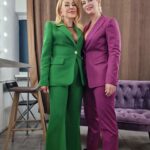 Lyubov Uspenskaya Instagram - Друзья, что только не вытворяла и не выделывала сторона Тимура Хайдарова: его жена, адвокаты, кошки, собаки и все близкие родственники. Пятую точку Киркорова только ленивый не посмотрел... Но нашлись и адекватные люди. По имущественным претензиям девушек мы уходим на процедуру медиации - внесудебного урегулирования споров. Наш адвокат Елена Сенина @advokat_e.senina направила об этом официальное предложение. Клиники согласились на конструктивный диалог. Остальное идет своим чередом. Ваша Люба ❤️