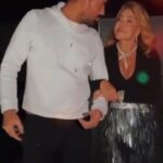 Lyubov Uspenskaya Instagram - Сегодня у меня потрясающее праздничное настроение, ведь у моего любимого директора Александра @alexsalonn день рождения 🌟 Саша, я хочу видеть тебя всегда таким же ярким, верным и настоящим! Никогда не теряй достоинства и честь! ❤️Я знаю, что ты всегда за меня горой, ты - моя надежда и опора! ❤️ С днем рожденияяяяя 🥳🥳