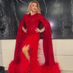 Lyubov Uspenskaya Instagram - В России не перевелись таланты! Это прекрасное платье, в котором я, кстати, открывала свой юбилейный концерт, разработала талантливая дизайнер из Краснодара Илона Амизян @ilona_amizyan ❤️ Которая буквально позавчера родила сыночка, и я от всей души её поздравляю с этим замечательным событием! ❤️ С Большой любовью, Твоя Люба ❤️