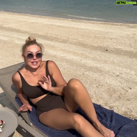 Lyubov Uspenskaya - 33.1K Likes - Дорогие друзья, наконец-то, я позволила себе буквально пару дней отдыха после работы в Дубае.
И в этом видео я хочу ответить на часто задаваемый вопрос от журналистов и моих поклонников🥰