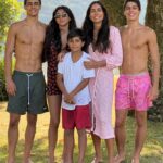 Márcio Garcia Instagram – Hoje é dia de agradecer às mulheres mais importantes da minha vida! 

Obrigado mãe, por me dar a vida, por ser presente desde sempre, por ser essa pessoa tão cuidadosa, generosa e amável não apenas com seus filhos mas com todos! Gratidão!

Obrigado Andrea, minha companheira de vida que me deu os quatro maiores presentes de nossas vidas! Obrigado por todo cuidado com todos e por ser tão presente apesar dessa agenda lotada! 

Quero aproveitar pra mandar um beijo à  todas as mães do Brasil e em especial para as mães do Rio Grande do Sul, mães que estão, mais do que nunca, mostrando toda sua força, sua resiliência e sua capacidade de superação! 
Que vocês possam, o quanto antes, estarem no conforto e na segurança de seus lares! Que Deus as abençoe! 

#felizdiadasmaes